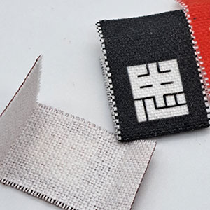 オリジナル,布タグ,オーダー,小ロット,発注,1枚から対応,ブランドネーム,プリントタグ,コットンタグ,ピスネーム